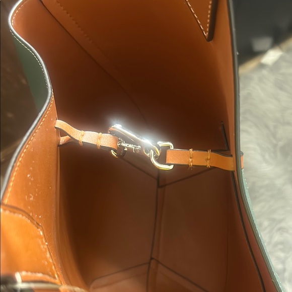 Elegant Green and Brown Tote Bag - Picture 5 of 6